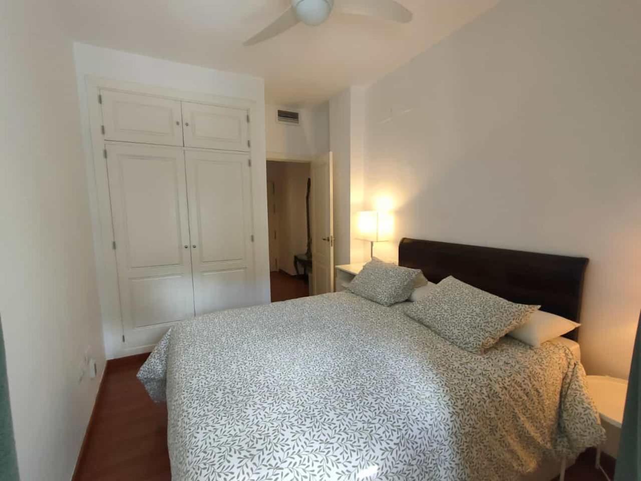 Alameda 1 Dormitorio Sevilla Buitenkant foto